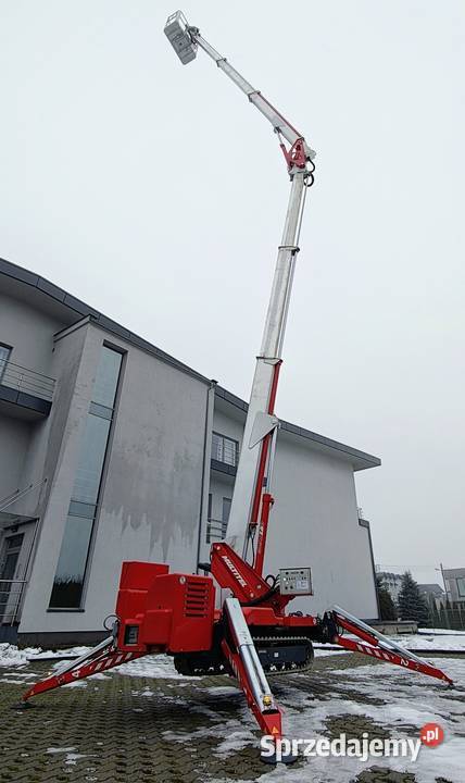 Mycie elewacji i dachów Wynajem podnośnika