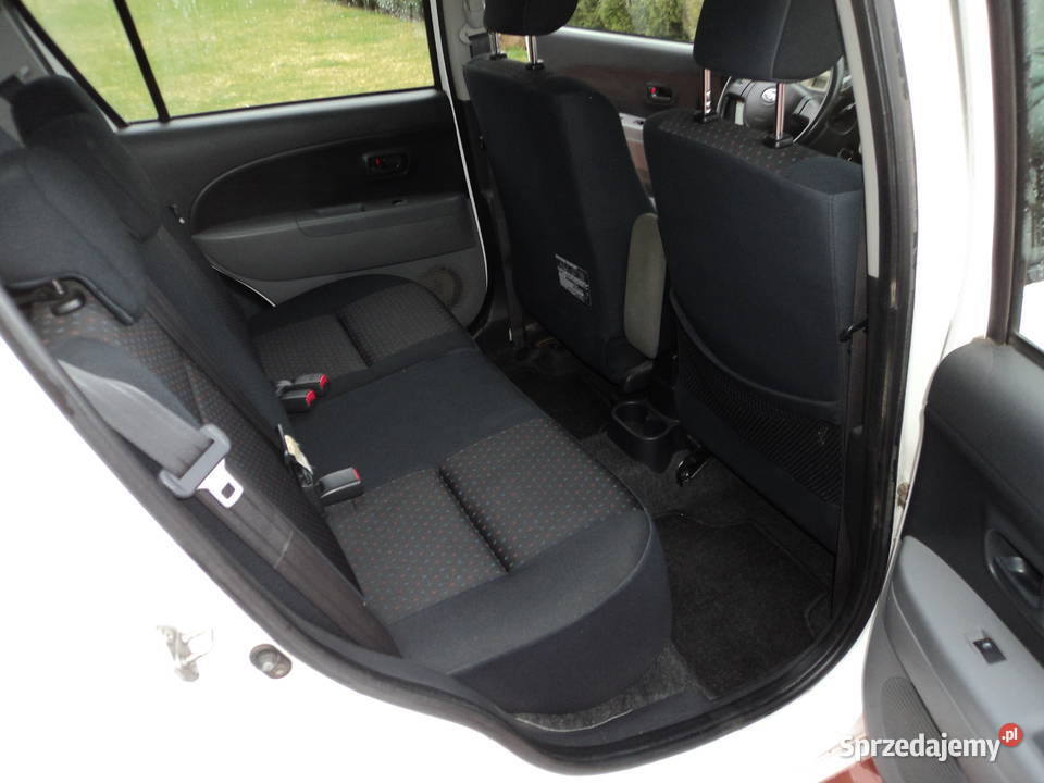 Subaru JustyDaihatsu Sirion samosobpoj998 z LPG Połczyn-Zdrój