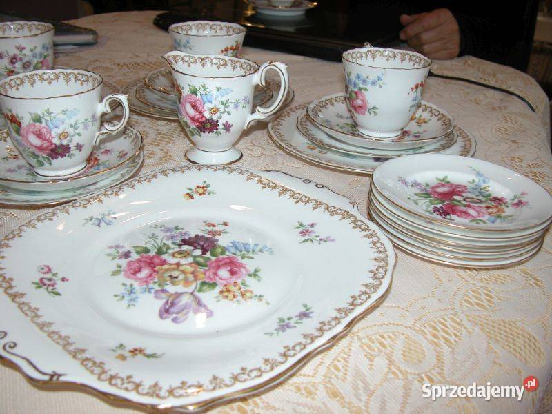 serwis fine bone china crown staffordshire