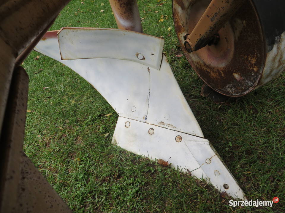 Pług 2 skibowy Unia Grudziądz Kałuszyn