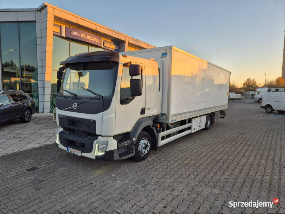 Volvo FL240 Volvo FL 240 4X2 18 EP CHŁODNIA SKAB pierwszy właściciel Łaziska Górne