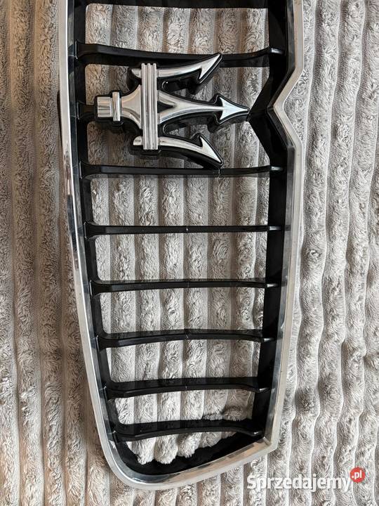 Grill Maserati Ghilbi osobowe Kraków