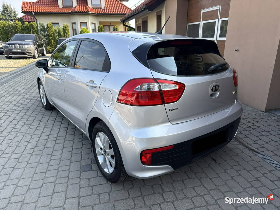 Kia Rio 12 84 Klimatyzacja III 2011 Orzech sprzedam
