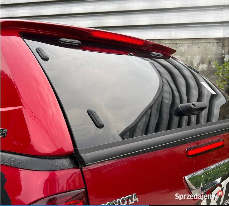 Zabudowa paki HardtopToyota Hilux Revo 2015 osobowe Pasłęk sprzedam