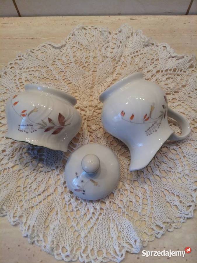 Cukiernicamlecznik porcelana z okresu PRLu kujawsko-pomorskie Nakło nad Notecią