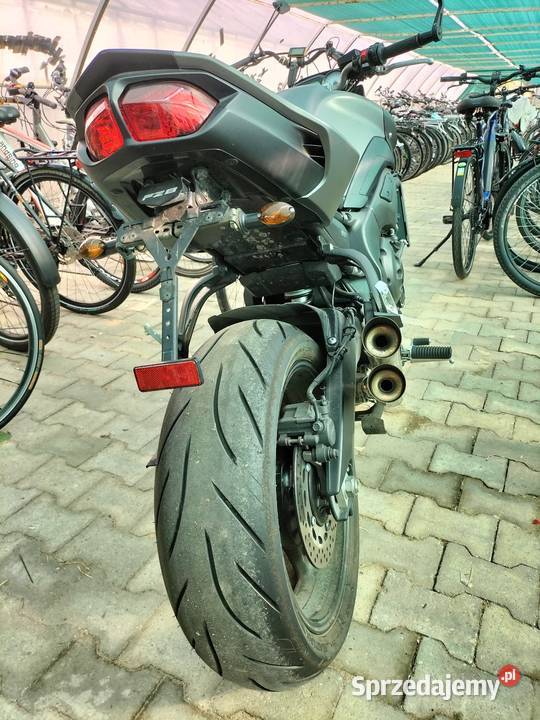 Yamaha fz8 czterosuwowy