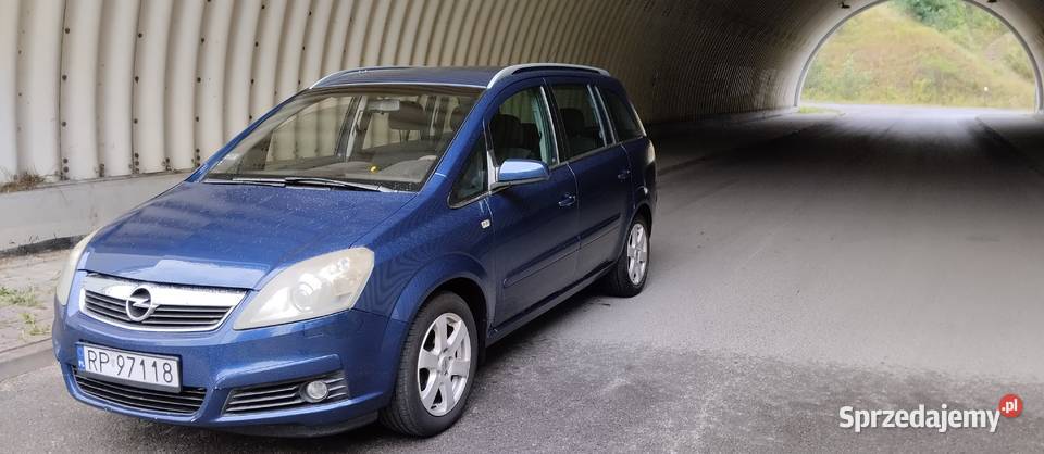 Sprzedam Opel Zafira B nieuszkodzony