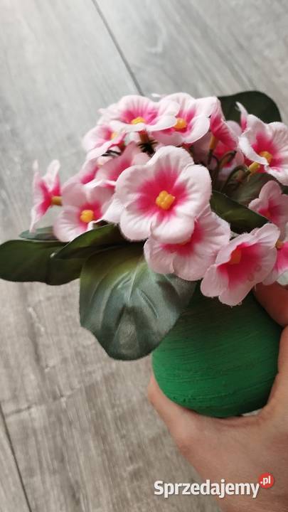 wazonik z kwiatami sztucznymi Poznań