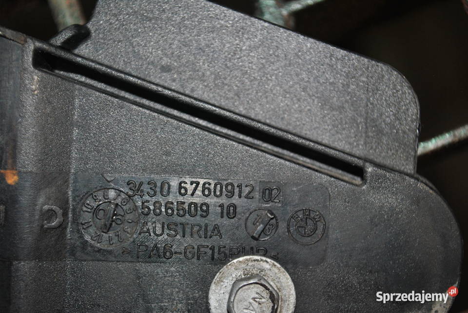 Uszczelnienie ścianki działowej w komorze osobowe Poręba