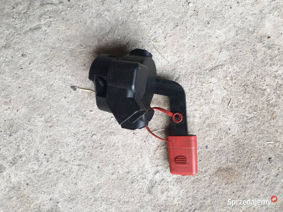 Gniazdo plusowe E87 E90 Motoryzacja Sandomierz