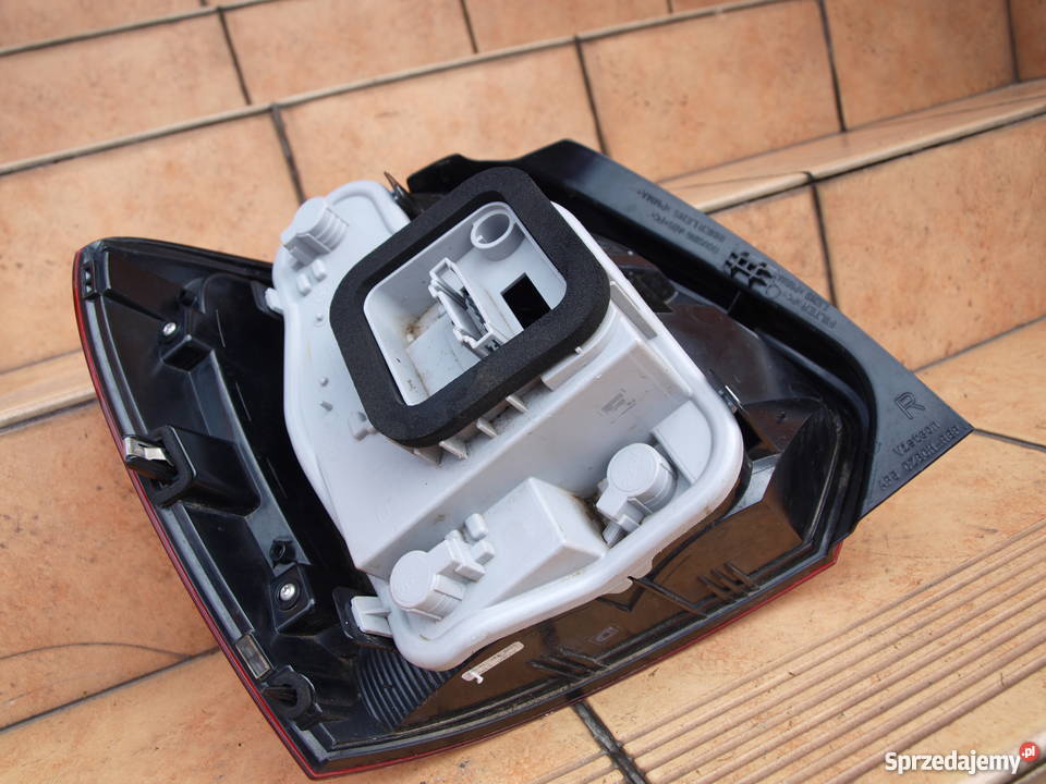 VW Polo lampa prawa tył 2009 2014r europa Kalisz