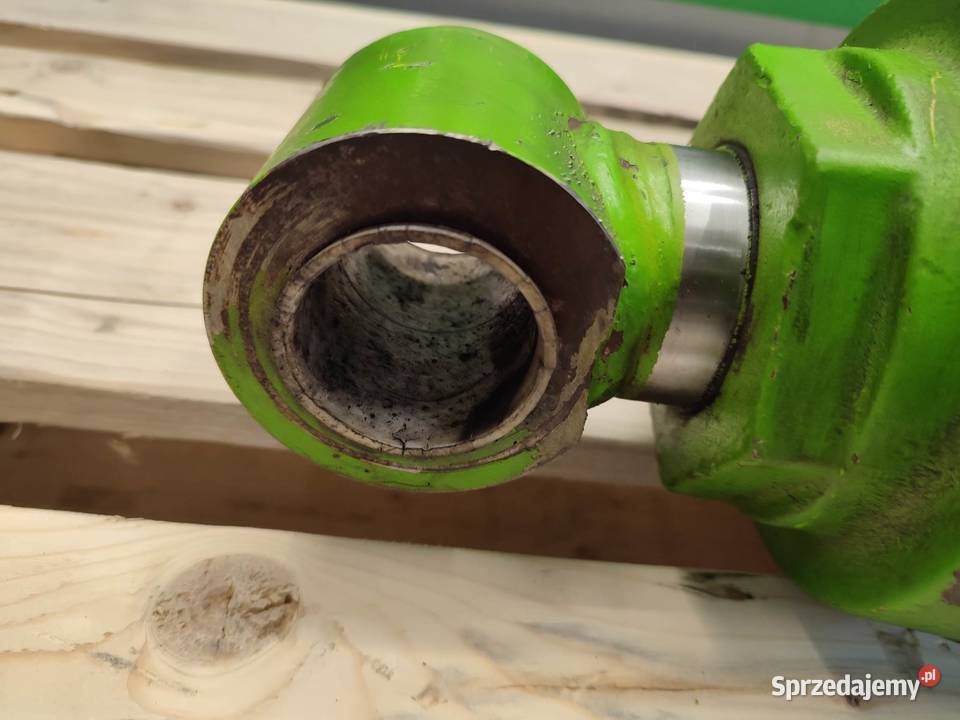 Siłownik poziomowania Merlo P 307 Pozostałe wielkopolskie Wilkowo