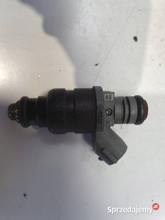 WTRYSKIWACZ Audi A3 II 8P 16 8V wtrysk