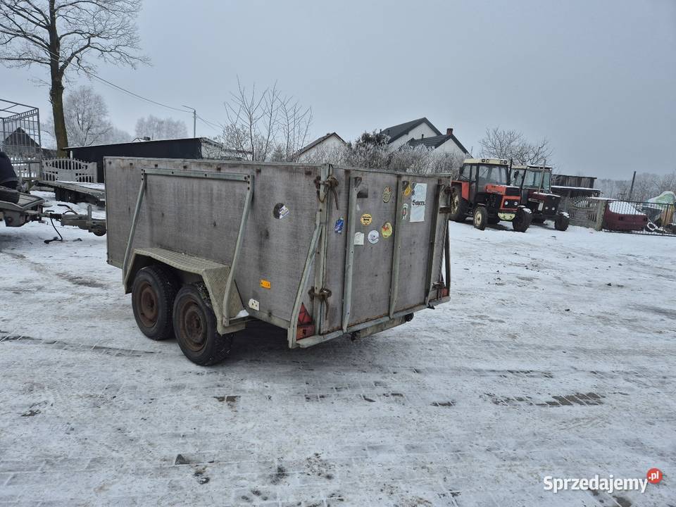 Przyczepka samochodowa 3x15 Ładna