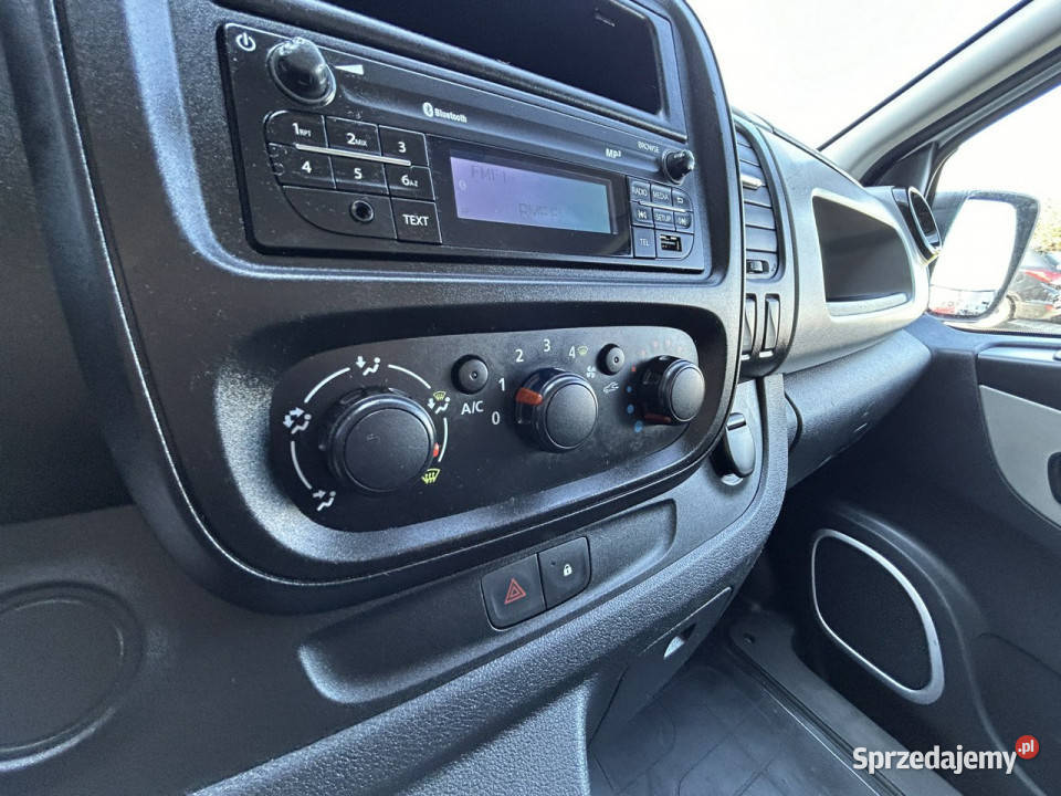 Renault Trafic L1H1 klimatyzacja tempomat wielofunkcyjna kierownica śląskie Żory