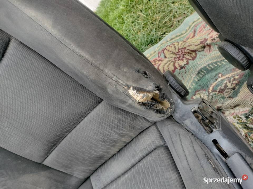 Komplet foteli audi a4b7 Blizocin