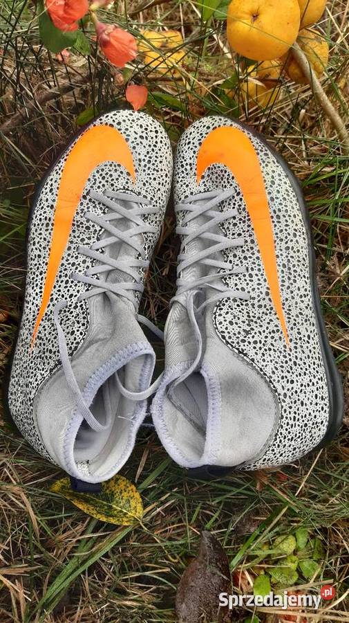 NIKE MERCURIAL Buty sportowe Końskie