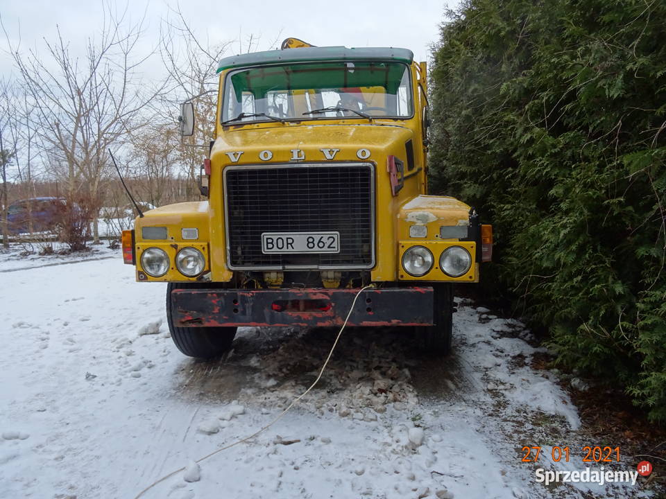 ciężarowy volvo N7 1977 Różnowo