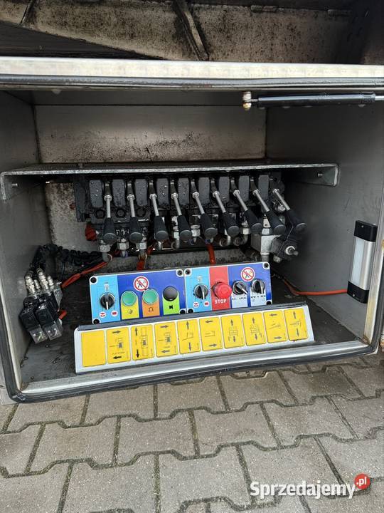 Mercedes Atego 918 95Tony Pomoc drogowa laweta łódzkie Piotrków Trybunalski