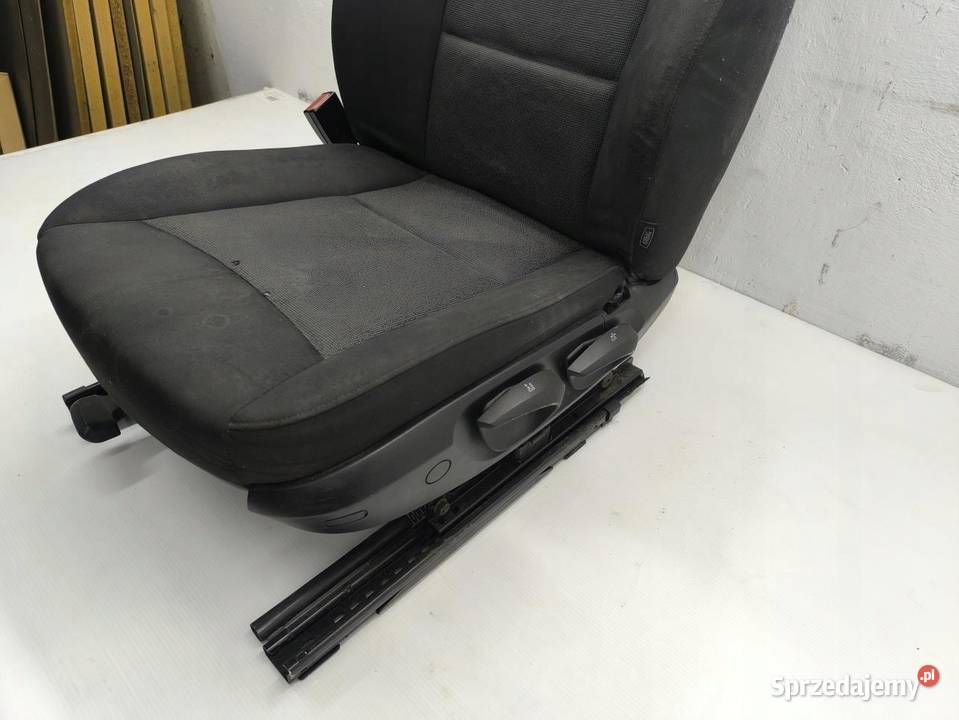 FOTEL KIEROWCY LEWY PRZÓD BMW E90 20B wielkopolskie