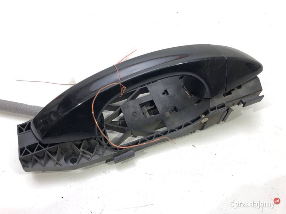 KLAMKA ZEWNĘTRZNA PRAWY PRZÓD VW GOLF VII Kombi