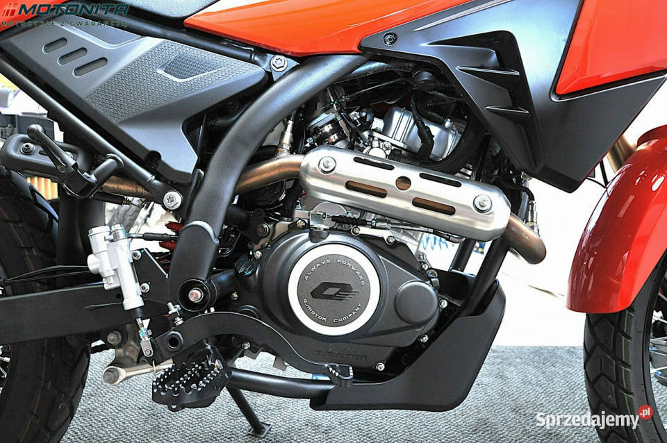 QJMOTOR SRT 125DX Qjmotor SRT125DX Motonita Podkowa Leśna sprzedam
