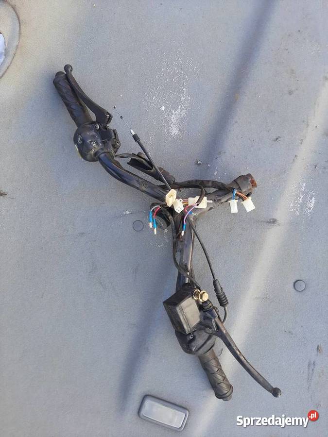 Kierownica kompletna do skutera RY8 Keetway