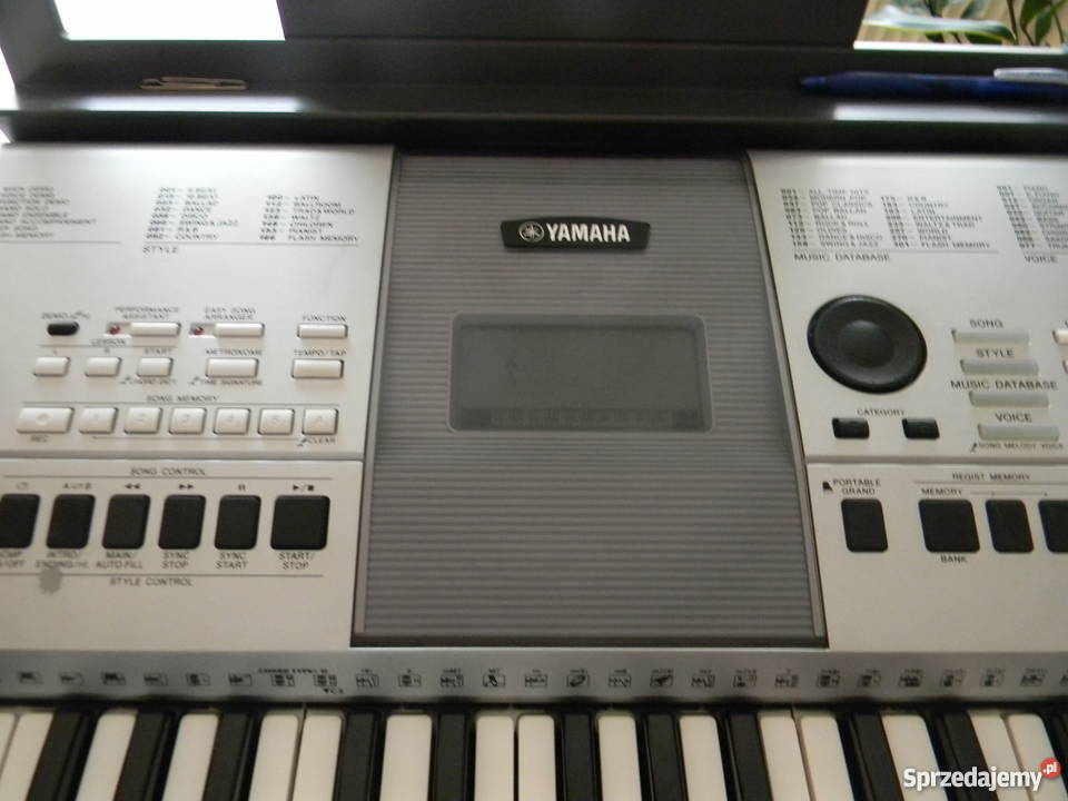 Sprzedam Yamahę PSR E413