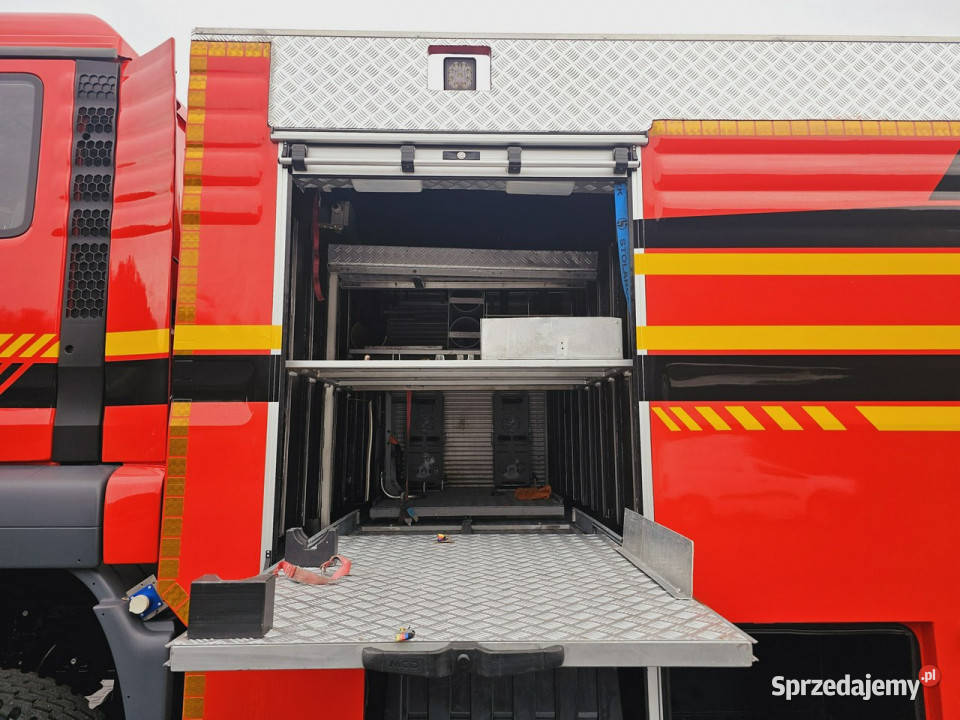 MAN TGS 26440 6x6 9500 l woda 950 piana