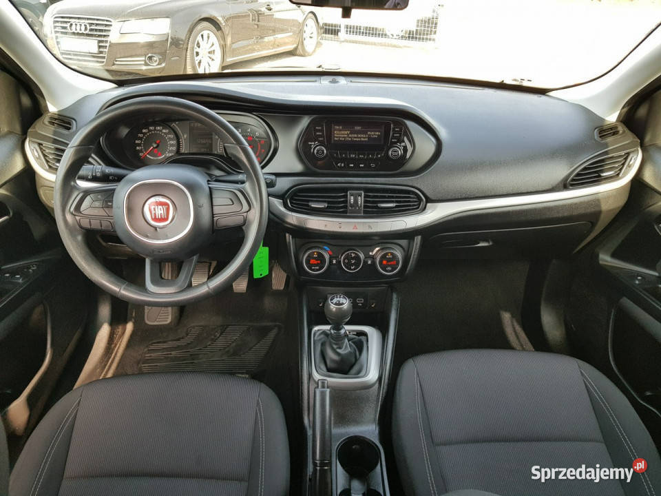 Fiat Tipo 14 Benzyna Klimatronik Zarejestrowany centralny zamek Włocławek