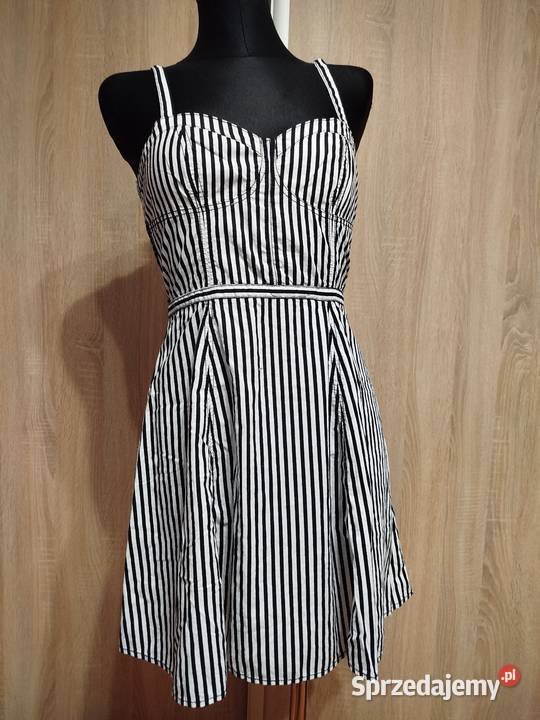 Bawełniana sukienka rozmiar 38 Biecz