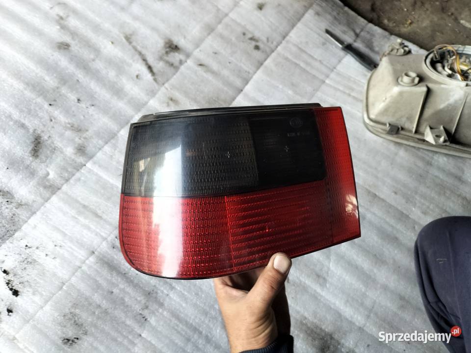 SEAT IBIZA 2 LAMPA TYLNA TYŁ LEWA Oświetlenie Kamień-Kolonia