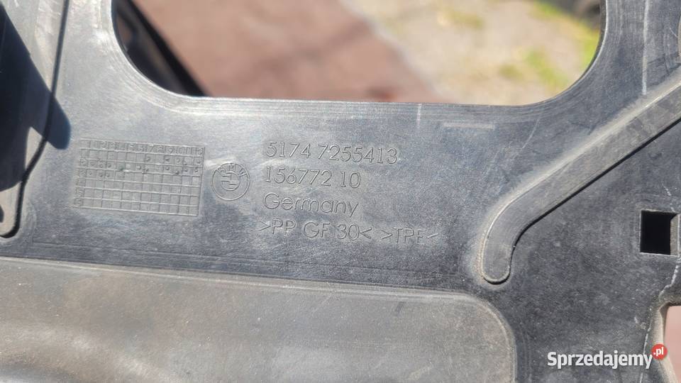 BMW 3 F30 F31 KIEROWNICA WLOT POWIETRZA osobowe Ruda Śląska