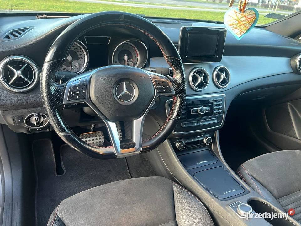 MercedesBenz CLA I 20 250 7GDCT Radom