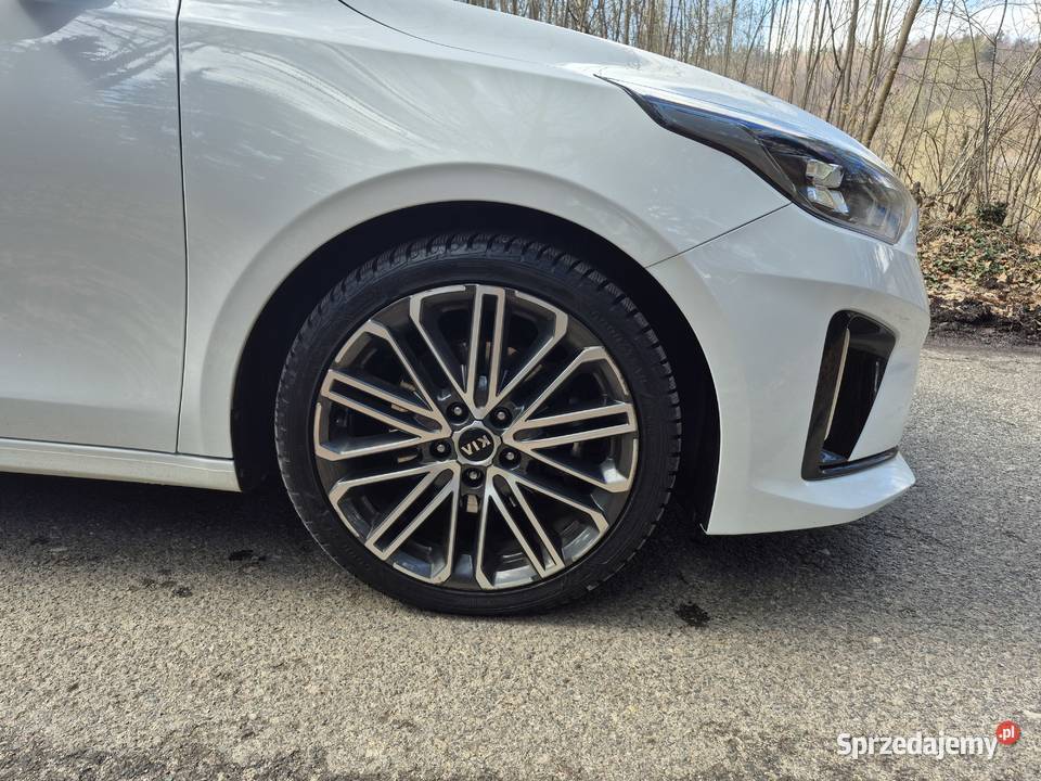 Kia Ceed GT LINE FULL 14 TGDi virtual zamiana Kowary