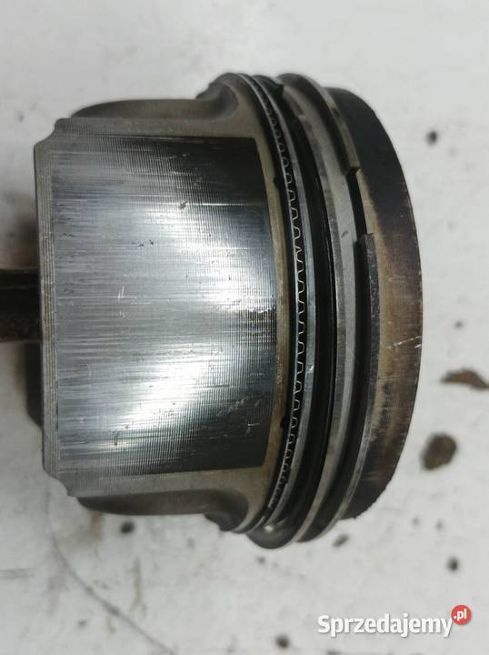 TŁOK KORBOWÓD 81P26 18 20V T Audi A3 I 19962003 osobowe