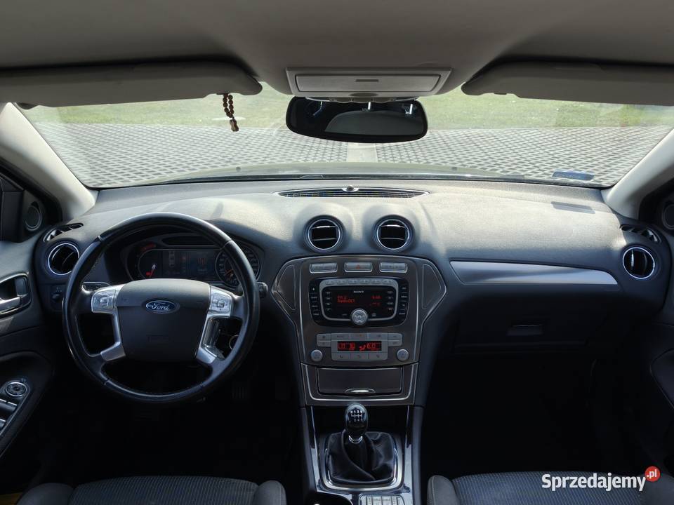 Ford Mondeo MK4 Kombi 20 TDCi 140 2008 Klima Wołów
