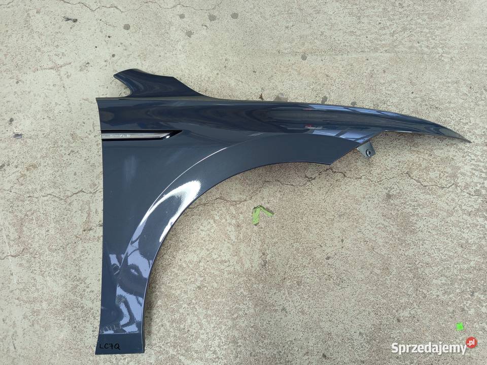 Błotnik prawy golf 8 lc7q orginalny Motoryzacja Rzeszów