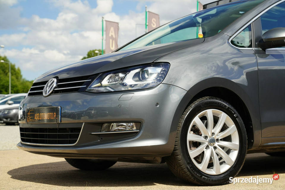 Volkswagen Sharan HIGHLINE panorama BIXENONY garażowany Motoryzacja Otmuchów