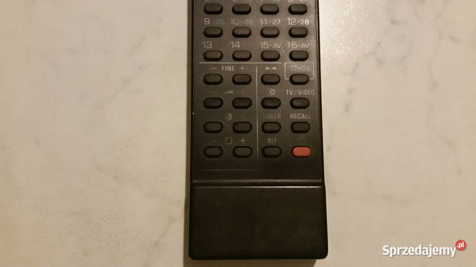 Pilot RC 700 do telewizora SANYO Piloty
