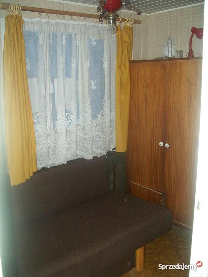 domek letniskowy jeziorem Wielkie Partęczyny