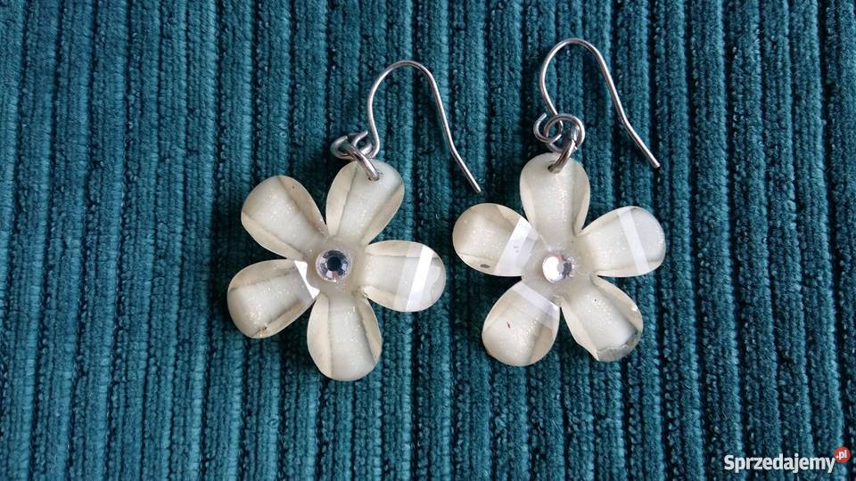 Kolczyki kwiatki mgiełkowe plastikowe Łódź