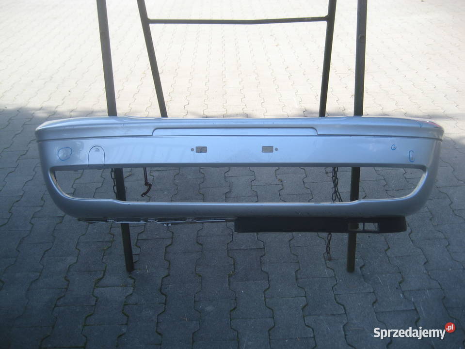 opel zafira a 9905r zderzak przedni 90580620