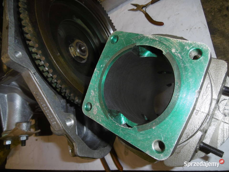 Trabant P 601 Nowy silnik nominał dwusuw DDR Silniki i osprzęt Piaseczno