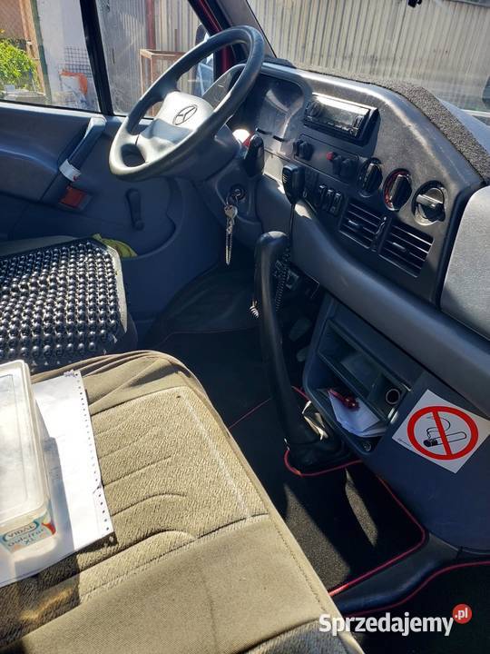 Laweta pomoc drogowa Mercedes Benz sprinter Bydgoszcz