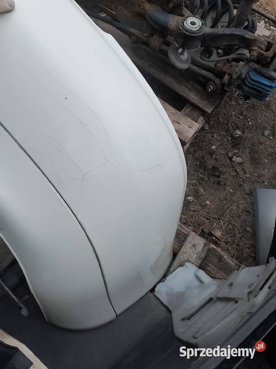 Zderzak tylni audi a4 b5 sedan biały ly9g Wyrzysk