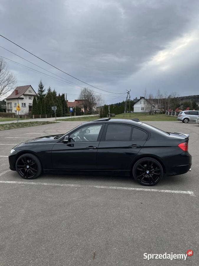 Sprzedam BMW f30 318d 143 2014 Seria 3 Harklowa
