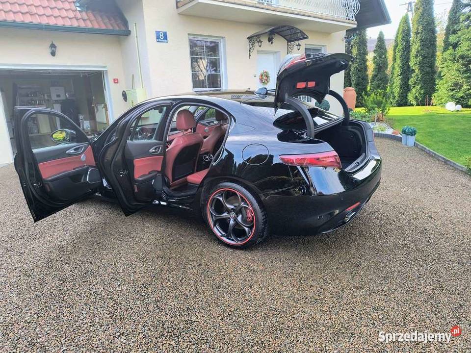 Alfa Romeo Giulia TI Sport 20 280 śliczna mały Radocza