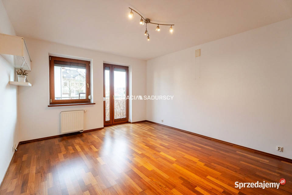Mieszkanie sprzedam 798m2 3 pokoje Kraków sprzedam