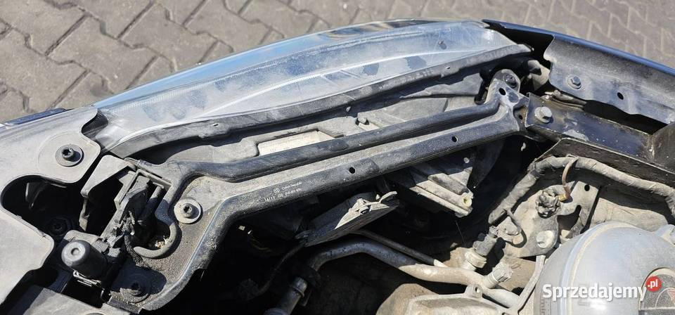 LAMPA PRAWA PRZÓD SKODA SUPERB III 3V1941016A Lipno